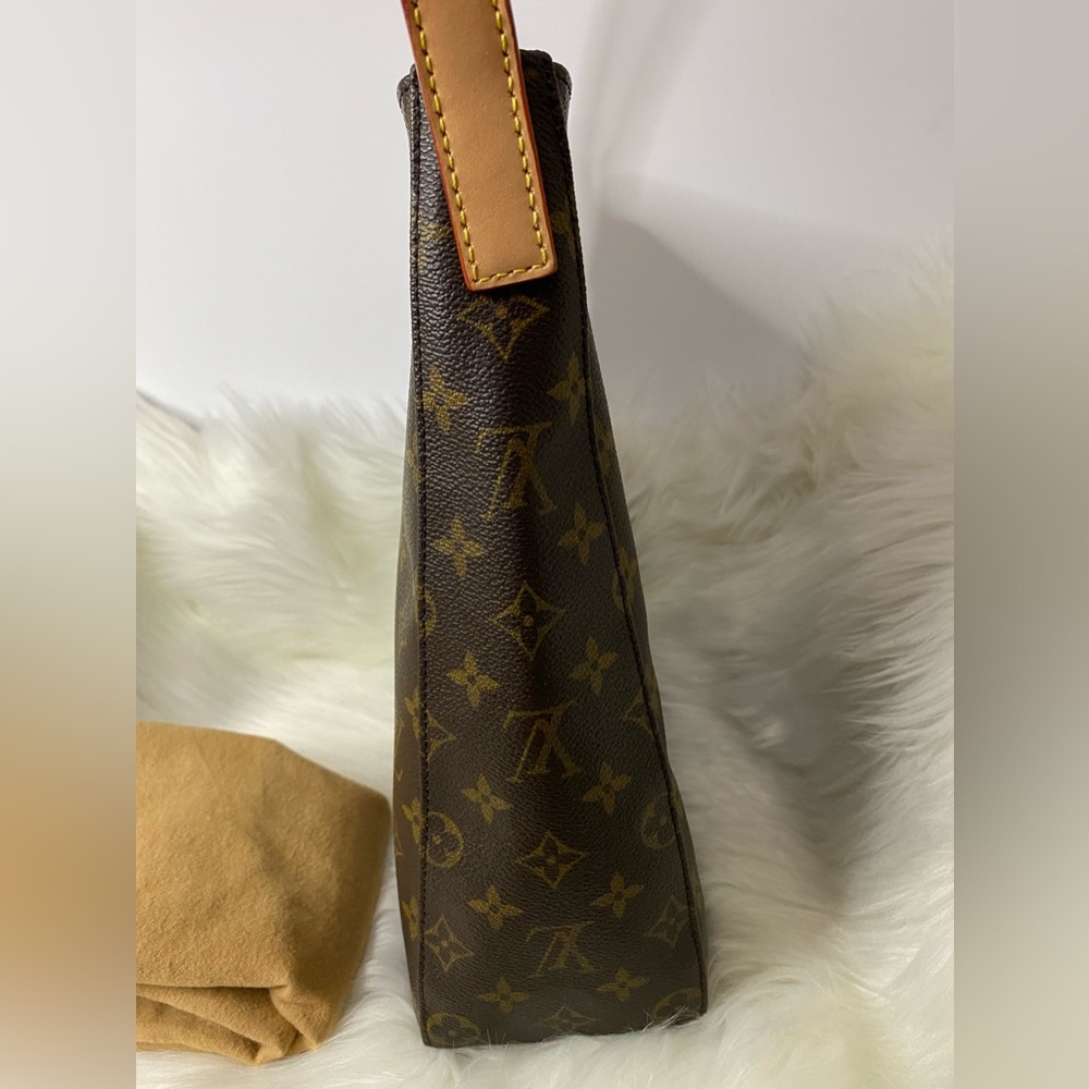 Authentic Pre Loved Louis Vuitton Looping GM Shoulder Bag - Picture 7 of 17